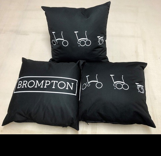 PRINTED CUSHIONS